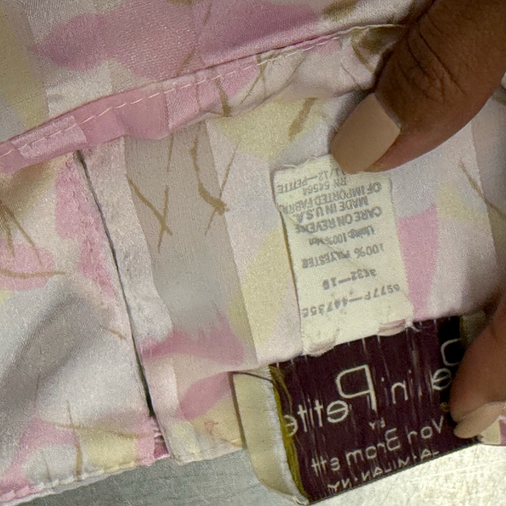 Vintage Floral Pink and White Dress - Picture 13 of 15